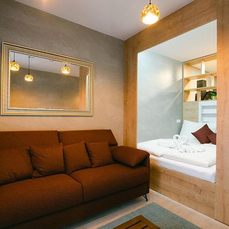 Svarog Unique Apartment Братислава Екстер'єр фото